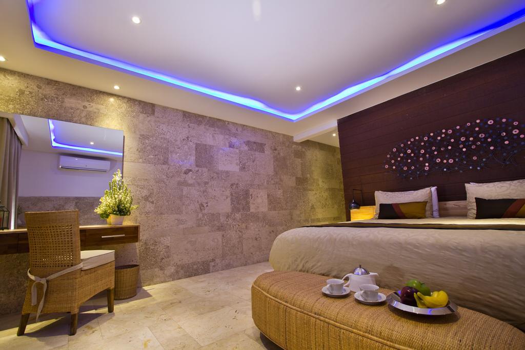 Puri Ratu Jimbaran Villa ภายนอก รูปภาพ