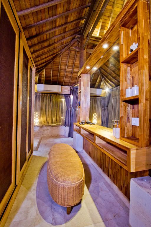 Puri Ratu Jimbaran Villa ภายนอก รูปภาพ