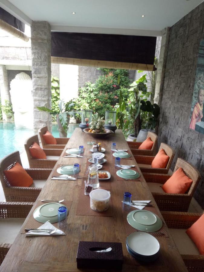 Puri Ratu Jimbaran Villa ภายนอก รูปภาพ