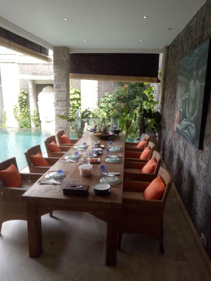 Puri Ratu Jimbaran Villa ภายนอก รูปภาพ